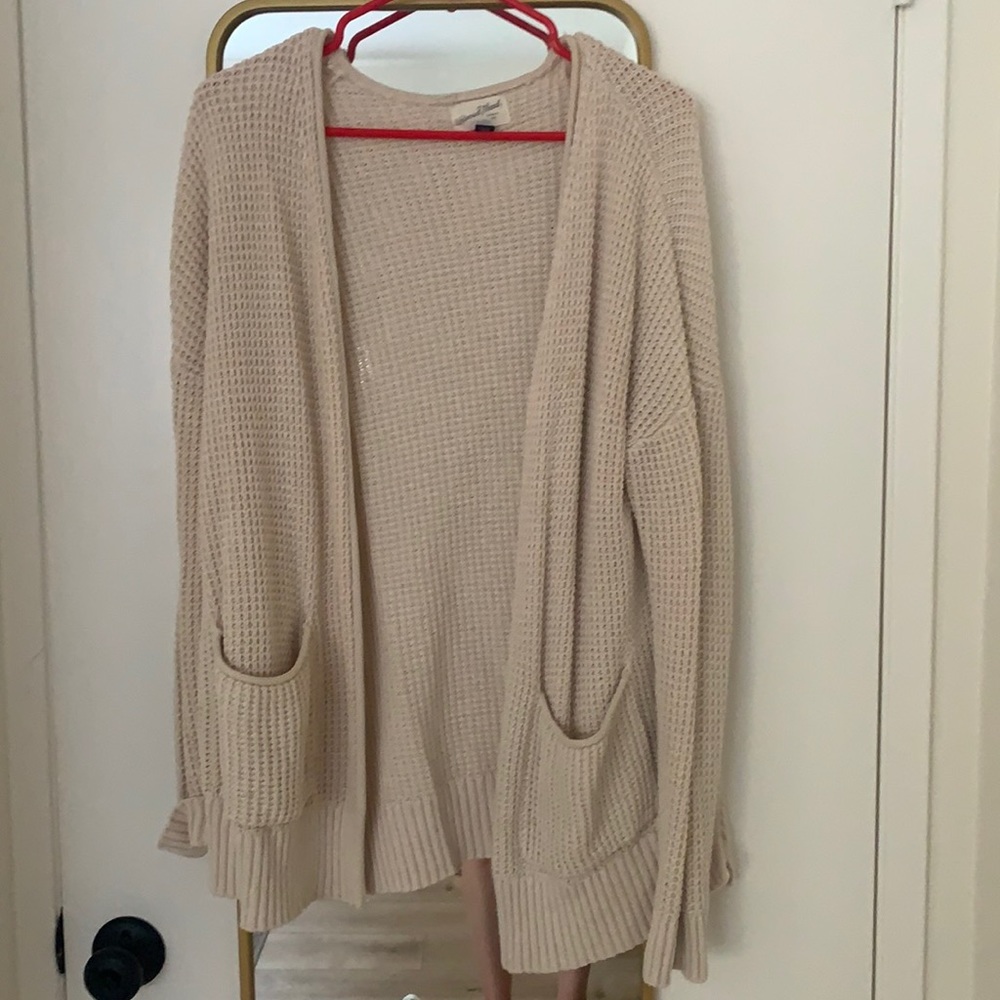 Universal thread sweater